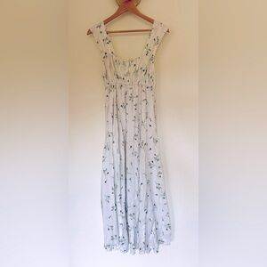 NWOT Piyama - Floral White Sleeveless Midi Dress - Size Medium